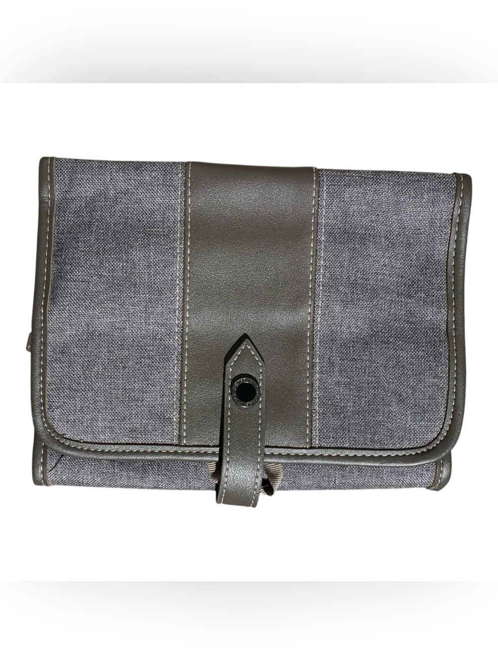 Bulgari Parfums Exclusively for Emirates trifold travel toiletry case